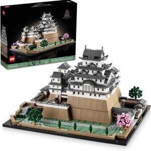 Lego Architecture  landmark collection Himeji castle.  Brand new never opened!!